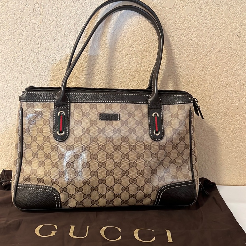 Gucci shoulder bag